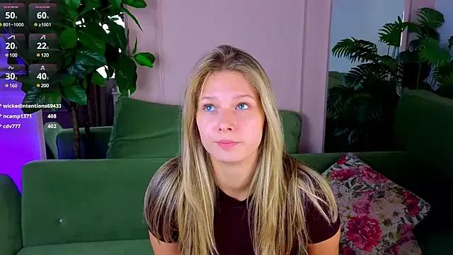 _Katie_Dierse — Group on StripChat