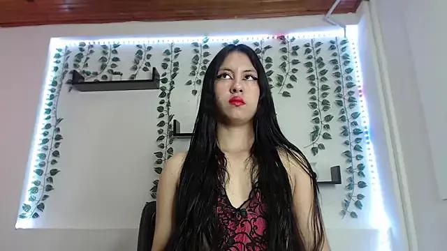 adara_fox2 on StripChat 