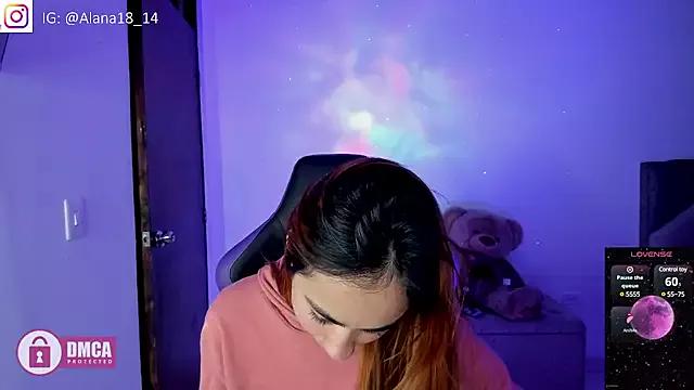 Alana_Pherson on StripChat 