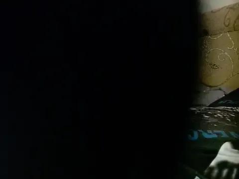 Freechat Alezb on StripChat