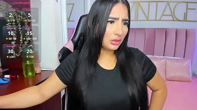 amy-thomson1 — spanks very hard