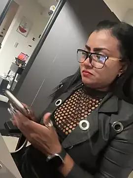 Ariana_Rodriguez on StripChat 
