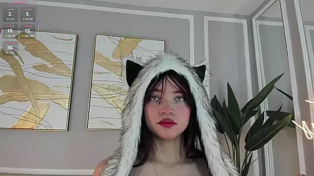 aurora_bloom — Cameltoe in doggy
