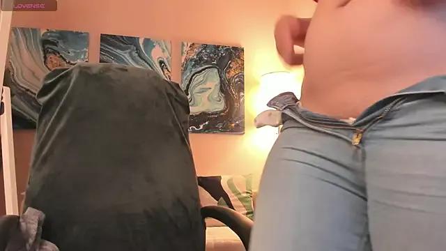BattyMoll on StripChat 