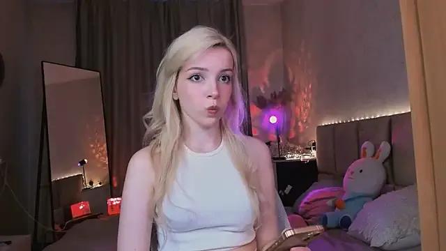 BerryLush_ — drop my panties and play pussy omg