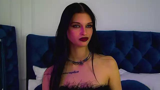 BeverlyMost on StripChat 