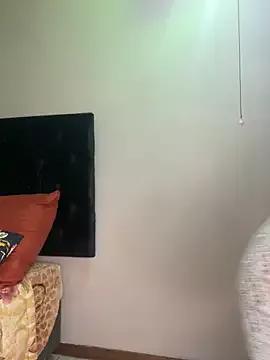 beverlyxxxx on StripChat 