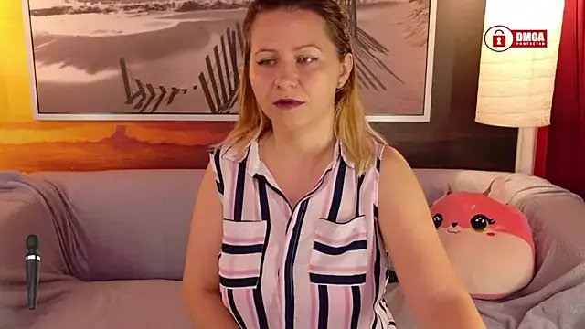 Freechat BigBoobsARRI on StripChat