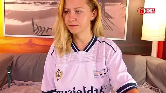 Freechat BigBoobsARRI on StripChat