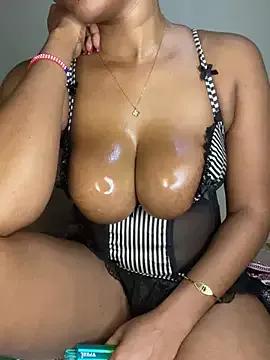 Freechat bigbooobs3 on StripChat