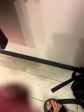 CrazzyChicks — SQUIRT