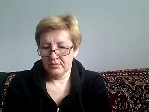 Dana4921 on StripChat 