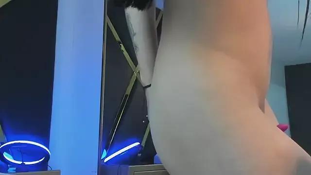 Freechat DanielaMedinaa on StripChat