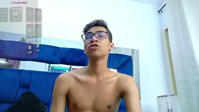 StripChat Desire4Duo is Freechat Desire4Duo — SWORD WAR