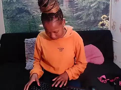 Freechat ebonypretty4u69 on StripChat