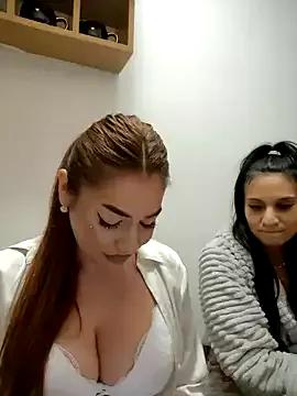 Ella_sweety on StripChat 
