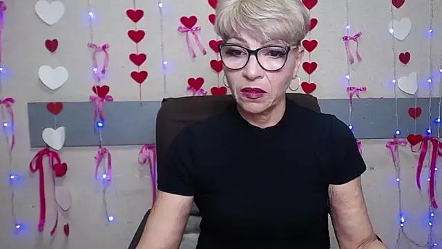 EllaBonito on StripChat 