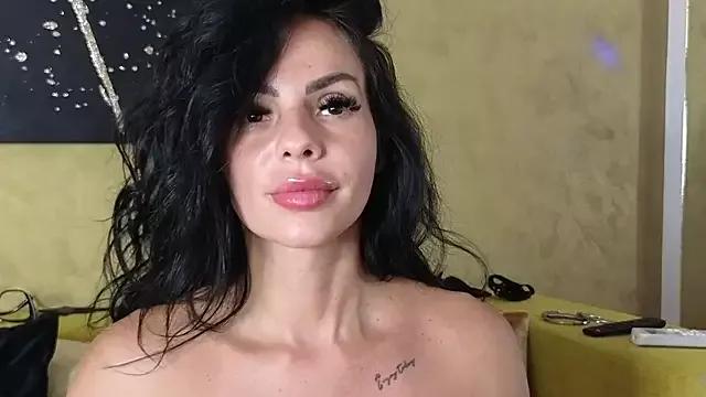 Elle_Vie on StripChat 