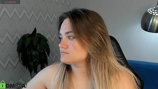 Emma_Reeed on StripChat 
