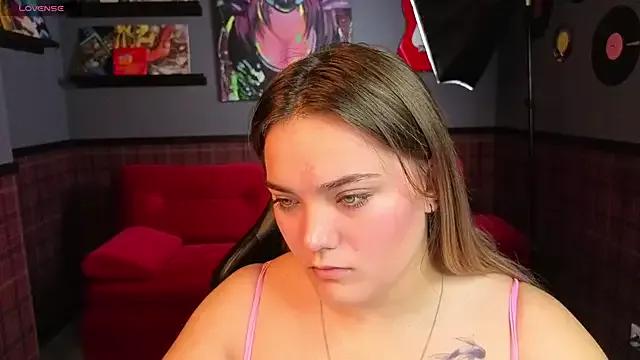 Emma_Reeed on StripChat 