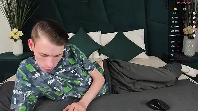 Freechat ERICK__DEEN on StripChat