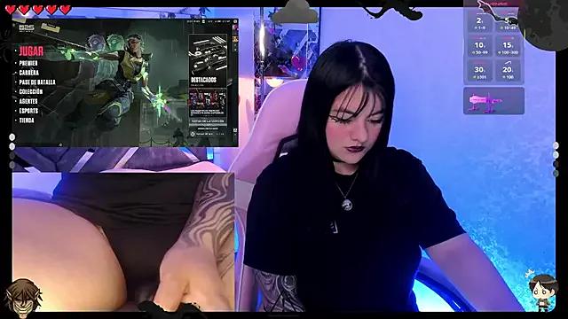 EternaAura on StripChat 