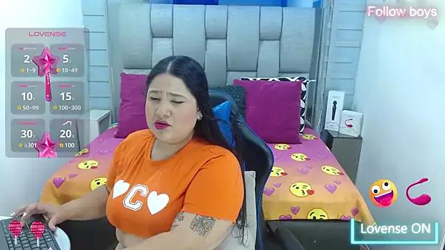 evelin_zaens on StripChat 