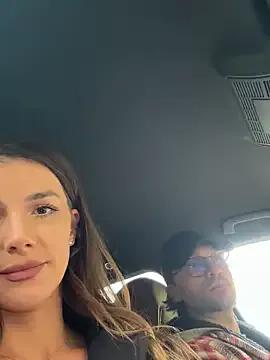 StripChat fit_vic is Freechat fit_vic — Bra off outside