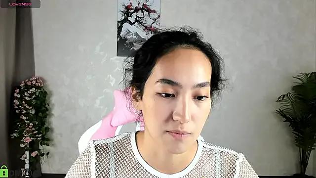 FlirtyAura — Freechat on StripChat