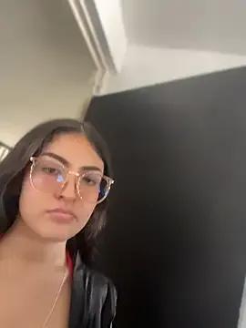 StripChat Gaby-Herrera is Freechat Gaby-Herrera — FULL NAKED + DESTROY MY PUSSY + CUM