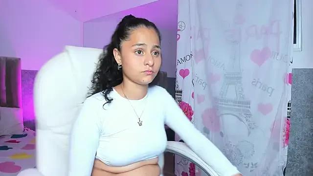 StripChat Giselle_Roldan is Freechat Giselle_Roldan — Slow sensual topless dance