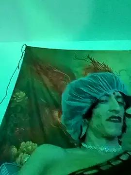 Freechat gurlnips on StripChat