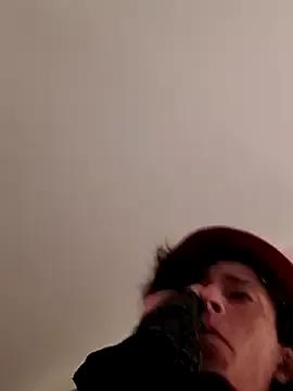 Freechat gurlnips on StripChat