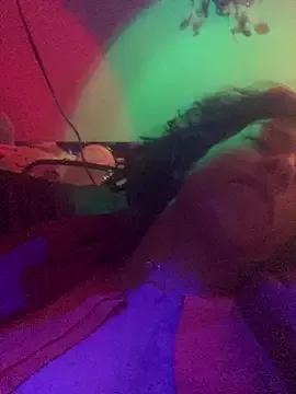 Freechat gurlnips on StripChat