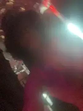 Freechat gurlnips on StripChat