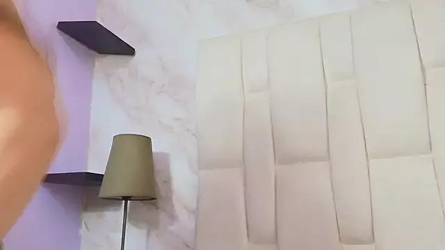 Hannagarces on StripChat 