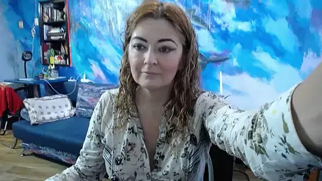 Helen1974 on StripChat 