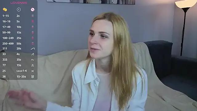 Freechat HelenMartines on StripChat