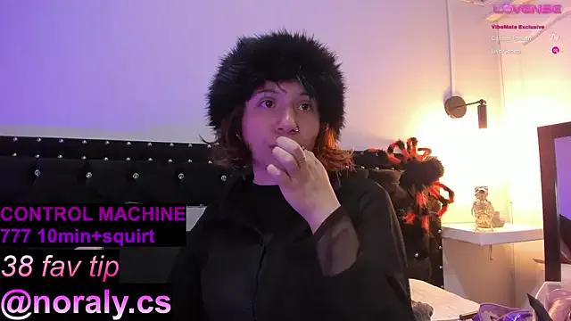 StripChat hey_noraly is Freechat hey_noraly — cum