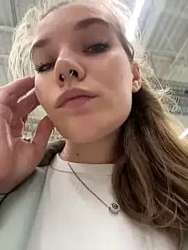 Holy_Tereza — Freechat on StripChat