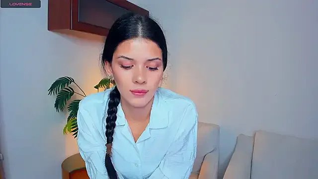 Freechat JoCauterucci on StripChat