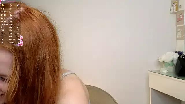 Juuulia_ on StripChat 