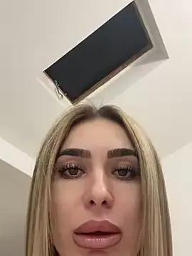 StripChat KaseyQuinn_ is Freechat KaseyQuinn_ — Home alone, Shower fun, cumshow !#Squirt