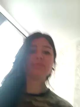 KikiXRed on StripChat 