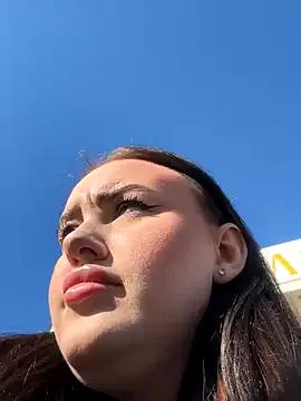 KiraSunshine — completely naked for 10 minutes + mastur