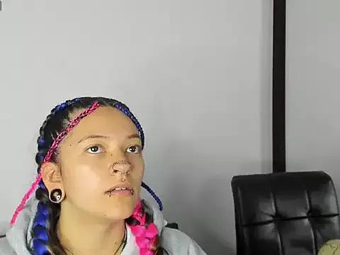 Kitty_ravee — GOAL: Show Tits