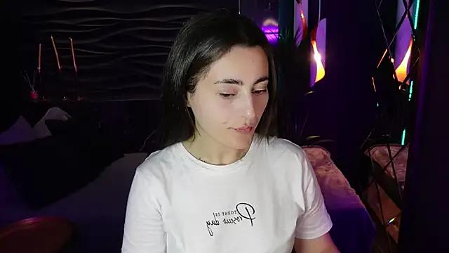 StripChat KylieMellow is Freechat KylieMellow — Make Me Feel YouLove Me