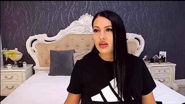 Lauren_Saint — Turn around and bounce 