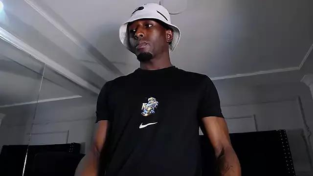 lil_dollar on StripChat 