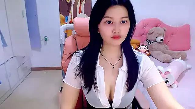 Little-sweet on StripChat 
